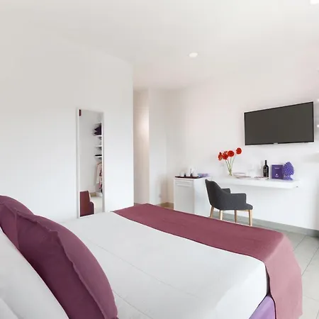 Eterea Charming Suites Sorrento Exterior photo