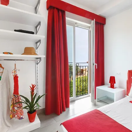 Eterea Charming Suites Sorrento Exterior photo