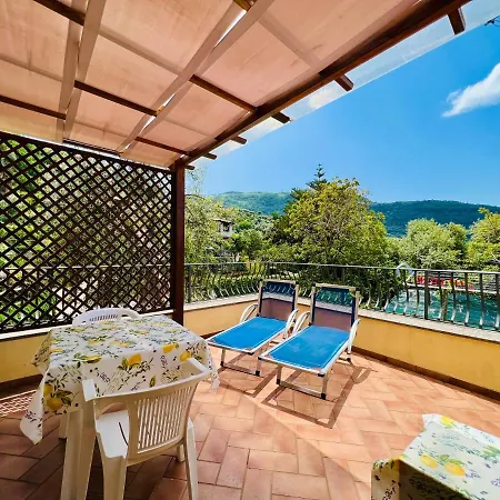Eterea Charming Suites Sorrento Exterior photo