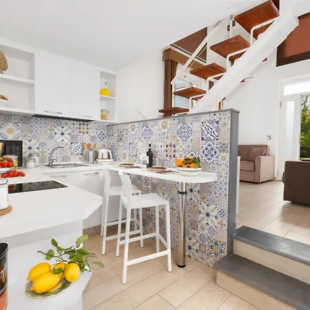 Eterea Charming Suites Sorrento Exterior photo